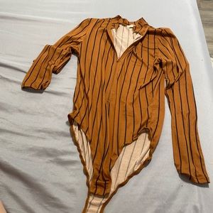 Heart and Hips Brand Size S. Brownish color.